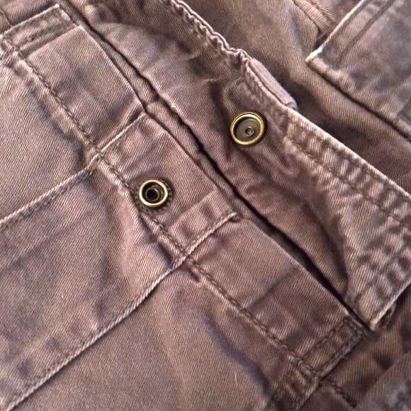 Roundtree & Yorke Cargo Shorts - Picture 4 of 4